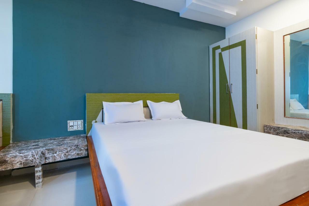 Spot On 42793 Hotel Gurukrupa Shirdi Exterior foto
